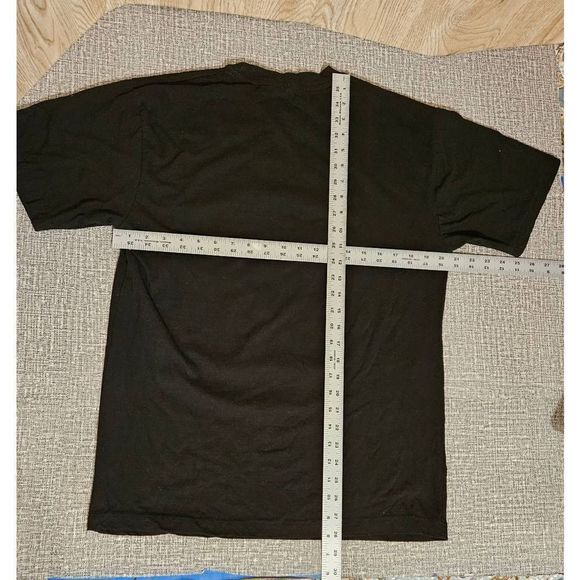 Elvis Presley Black T-shirt Men's Size Medium King of Rock and Roll Band Tee - Picture 3 of 4